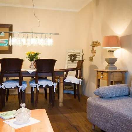 Apartment Ferienwohnung Am Pankratiushof *